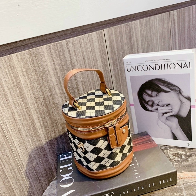 Túi Xách Nữ Dáng Cốp Tròn Ô Trám, Túi Đeo Chéo Nữ Kèm Khăn