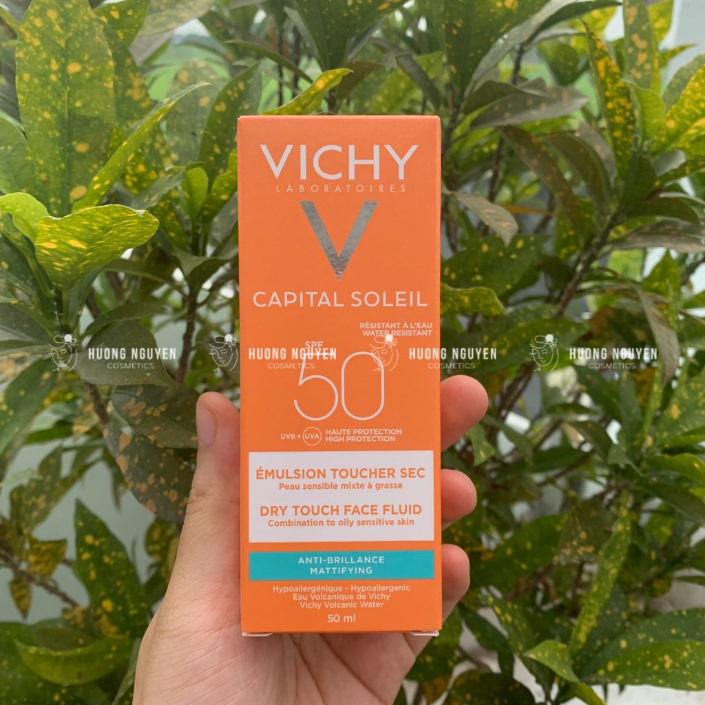 [Bạn mới nhập COSHBM -50% đơn 0Đ] Kem Chống Nắng Vichy Capital Soleil SPF50 Emulsion Toucher Sec Anti-Brillance 50ml