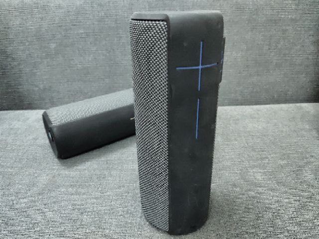 Loa di động ue megaboom