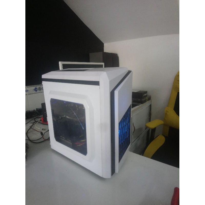 Thùng PC Gamming B85 + I5 4670K + 8G Giá Rẽ