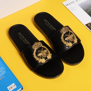 Dép nam quai ngang Polite - Art da thật thêu logo ong phong cách cao cấp