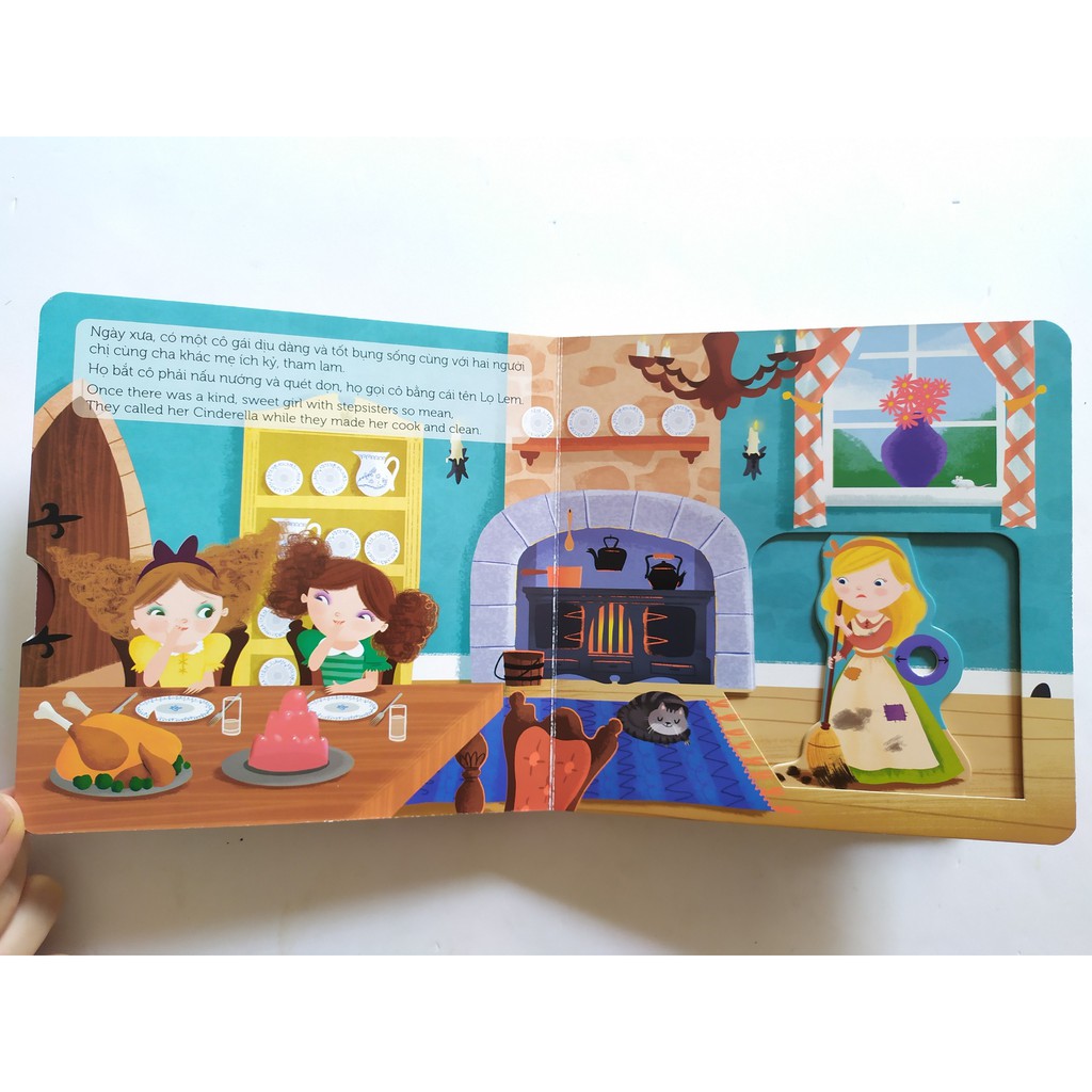 Sách Tương Tác - Sách Chuyển Động - First Stories – Cinderella - Cô Bé Lọ Lem