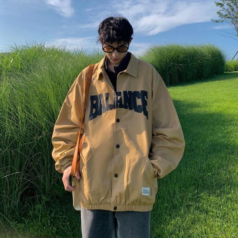 ORDER TB-  ÁO KHOÁC NAM ĐÓNG CÚC CỔ BẺ BO VẠT IN HÌNH CHỮ