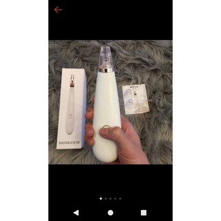 Máy hút mụn đầu đen mini cầm tay