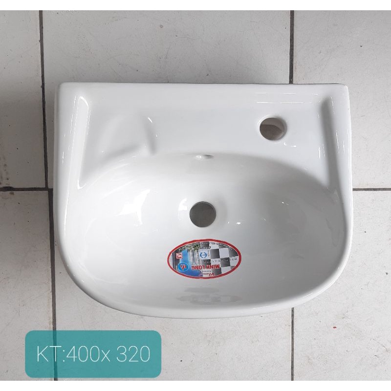Chậu lavabo treo tường Minh Long nhỏ gọn