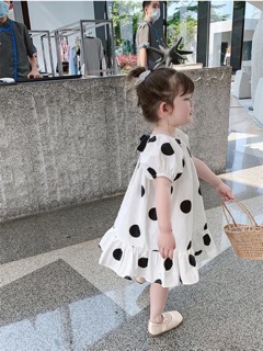 Váy chấm bi bé gái