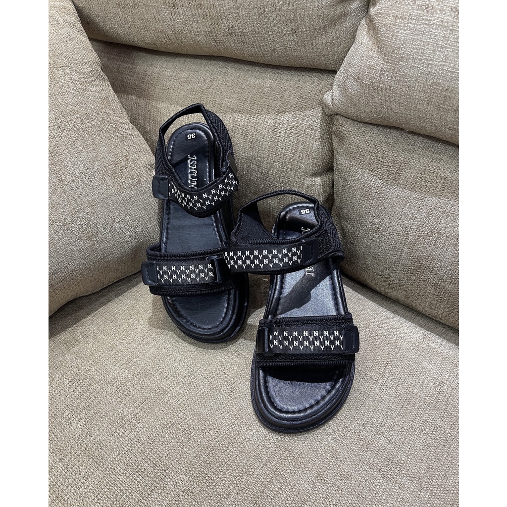 Sandal học sinh da mịn pha vải dù đế cao - 3P