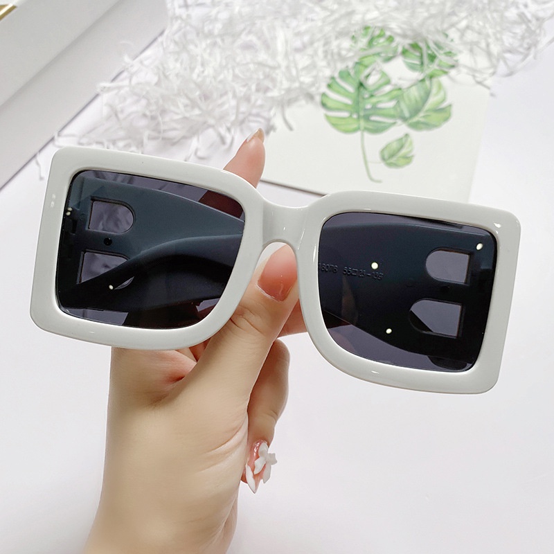 Kính mát chống tia UV400 phong cách cổ điển thời trang dành cho nữ