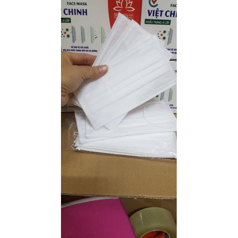 Hộp 50 chiếc Khẩu Trang Y tế Màu Trắng 4 lớp Dày Dặn | BigBuy360 - bigbuy360.vn