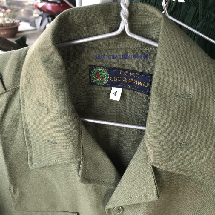 Áo bay nam ngắn tay màu cỏ úa | BigBuy360 - bigbuy360.vn