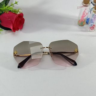 Combo 4 kính Mắt kính đẹp, thời trang, tôn thêm vẻ đẹp cho khuôn mặt của bạn. Cùng nhau bảo vệ đôi mắt đẹp của mình nhé
