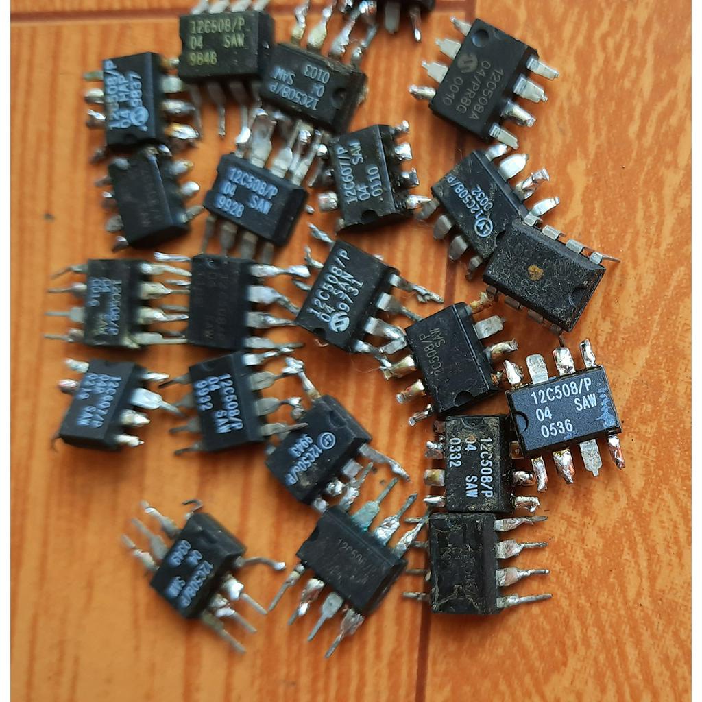 IC chip dùng để mod  máy ps1 đọc dĩa copy