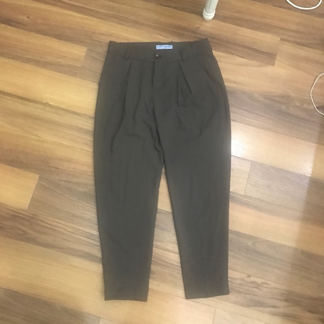 Baggy zara xuất xịn size S màu nâu tây