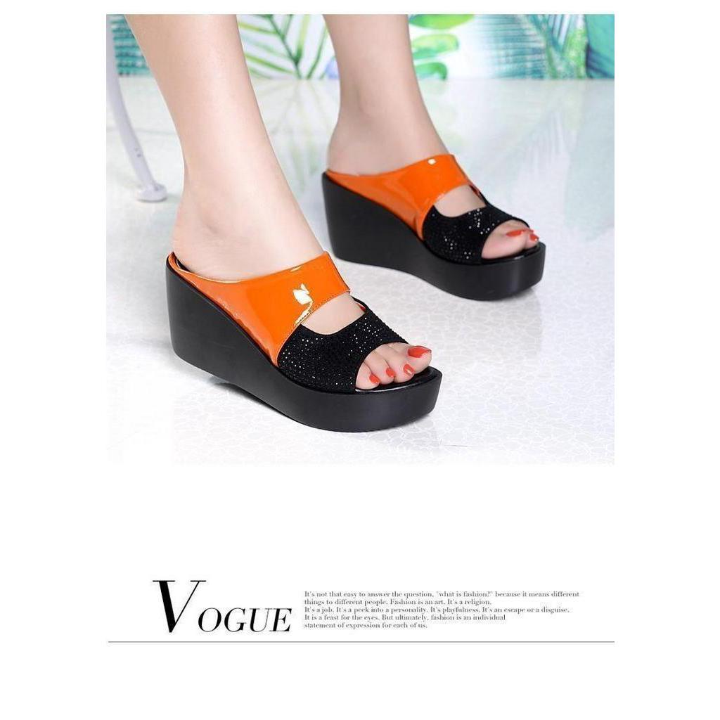 Dép đế xuồng đính kim tuyến siêu sang