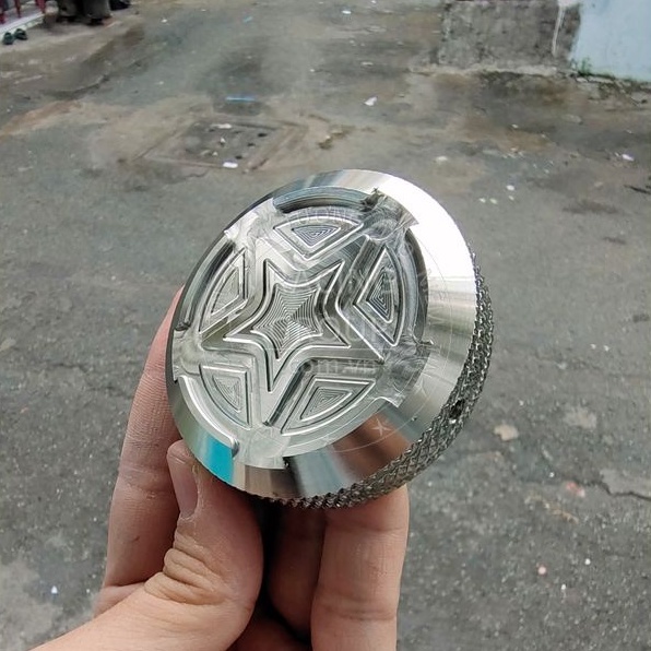 Nắp bình xăng CNC Salaya cho Wave, Sirius, Airblade, Dream, Exciter 150 và nhiều xe khác inox 304 nguyên khối