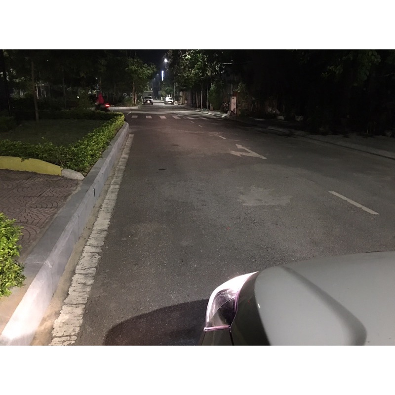 Bi gầm led 2inch 3 màu lắp chung dòng xe KIA và HYUNDAI