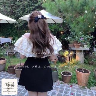 Váy trễ vai phối ren