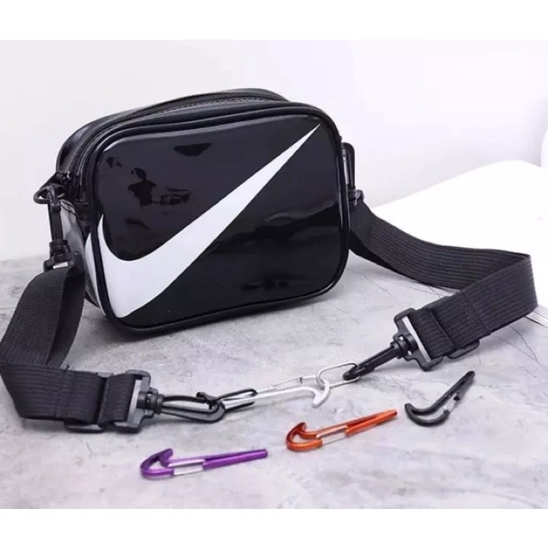 Túi Nike Swoosh Đeo Chéo 18x7.5x14cm