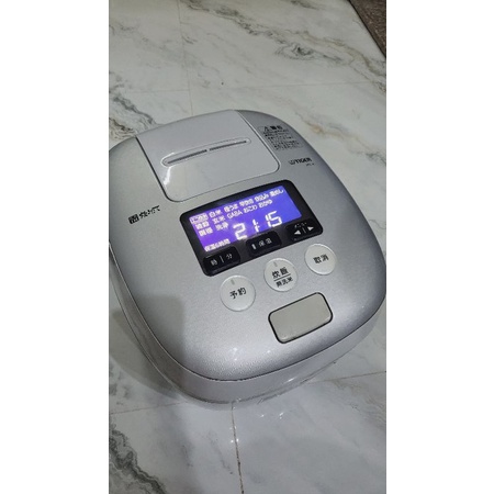 Nồi tiger màn led xoong 9 lớp