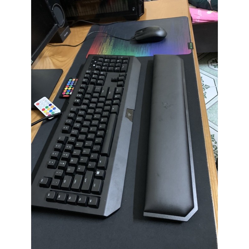 Bàn phím cơ Razer Blackwindow Chroma v2 Green Switch v2 like new 99%