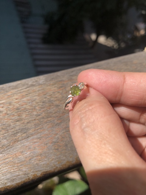 Nhẫn bạc đá chủ tourmaline