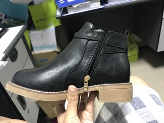 Boot da bóng Quảng Châu :3