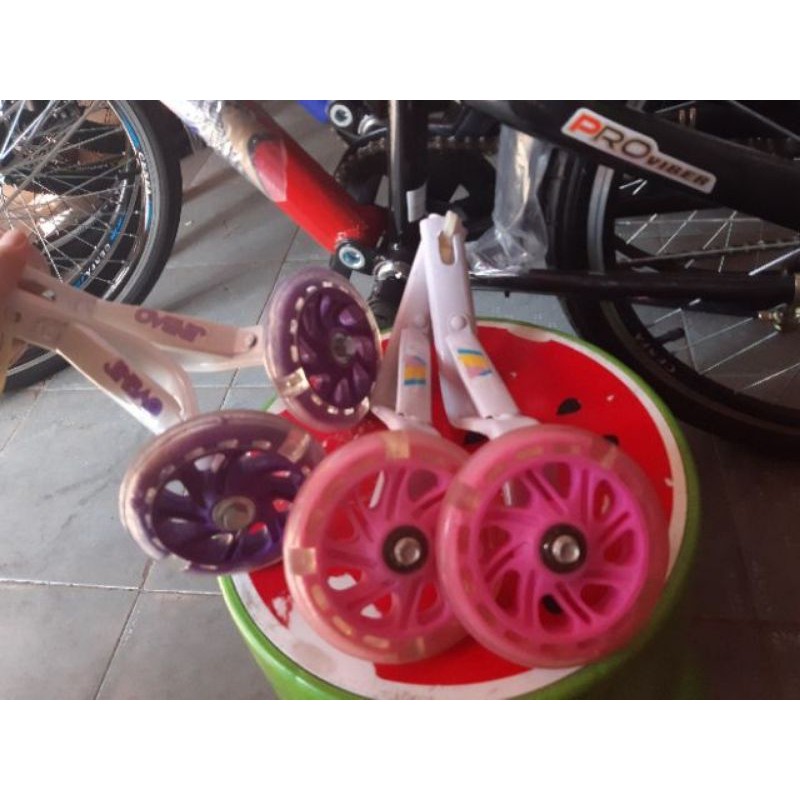 BÁNH PHỤ XE ĐẠP TRẺ EM