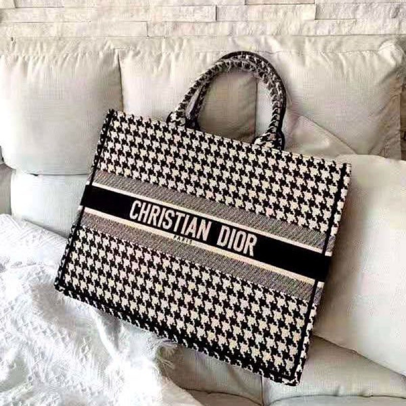 Túi xách CHRISTIAN D hai mặt họa tiết phối màu độc đáo