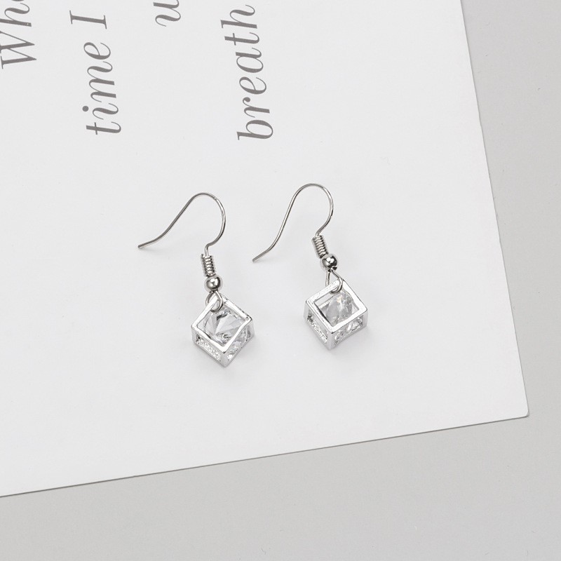 Khuyên tai nữ Zircon vuông phong cách Hàn Quốc, thiết kế 3 chiều độc đáo BT180