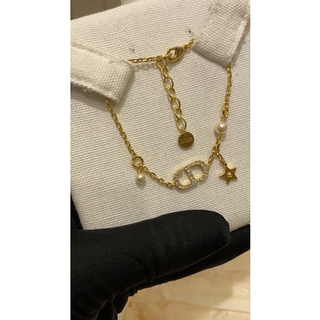 Vòng đeo tay mẫu mới của Dior CD Petit Pearl Star Bracelet 2022 cao cấp lắc tay nữ siêu xinh