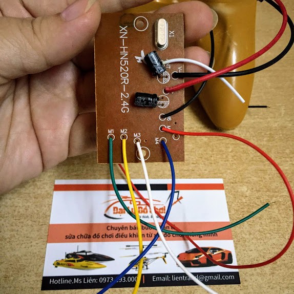 Mạch thu phát 2.4G 6 kênh 3 động cơ nguồn 3.7 - 7.2V hãng HuiNa