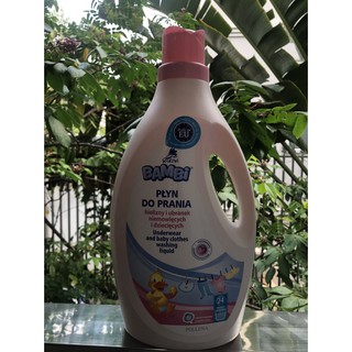 Nước Giặt Quần Áo Trẻ Sơ Sinh Và Trẻ Em Bambi Baby 2L