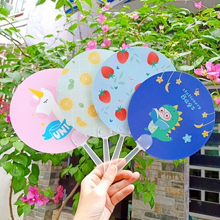 Quạt nhựa cầm tay Cute Animals