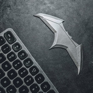 Mô hình phi tiêu batarang người dơi Batarang Batman