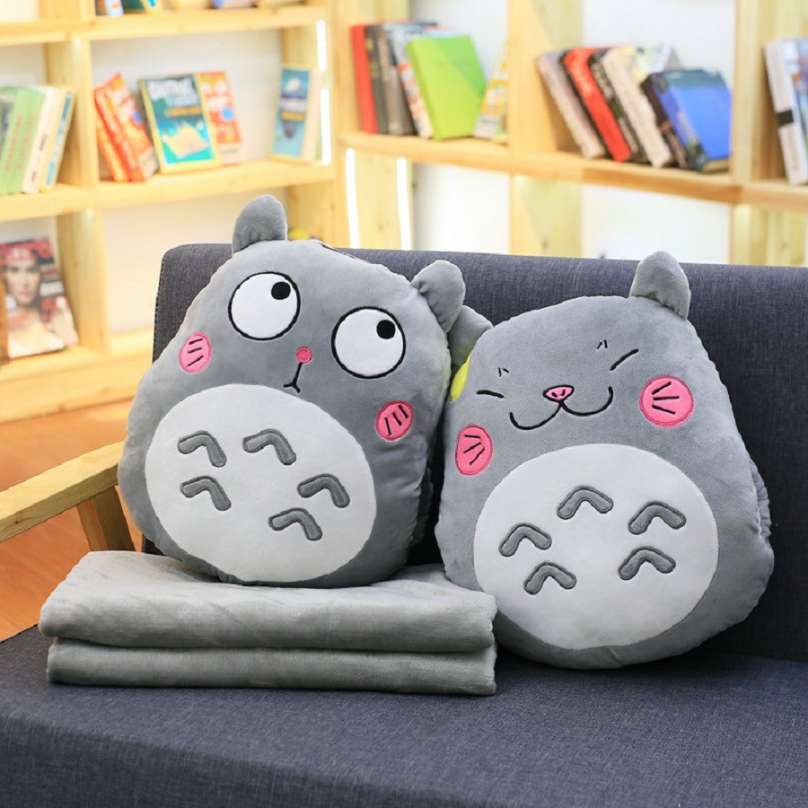 Bộ chăn gối Totoro văn phòng 3 trong 1 Có đút tay (Xám)