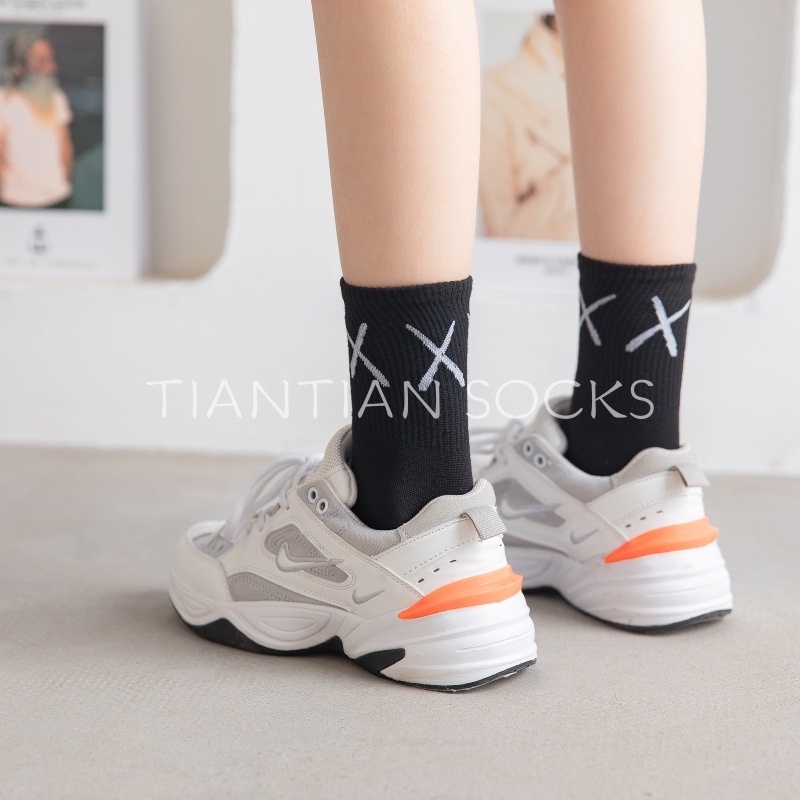 TIANTIAN T101  Tất vớ nam nữ cổ cao Đôi vớ thể thao thời trang năng động