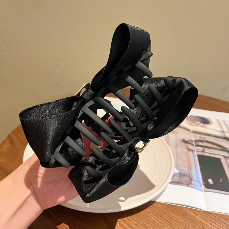 Kẹp Ruy Băng Đen Đơn Giản 2022