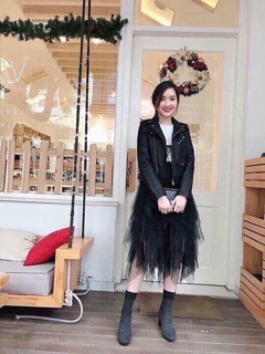 Xả chân váy tầng QC
