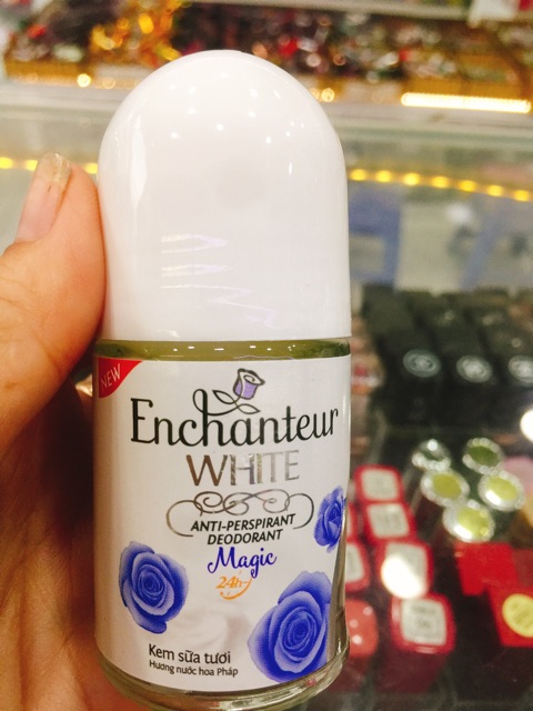 LĂN KHỬ MÙI TRẮNG DA ENCHANTEUR  25 ML