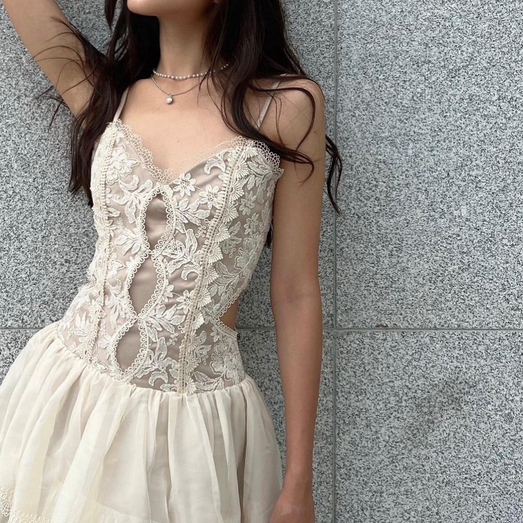 JOYUS - Váy hai dây đen cut - out SOLEIL DRESS