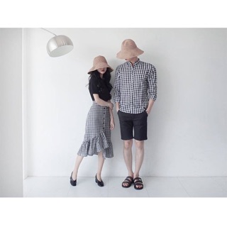 Chân váy caro cài lệch tà