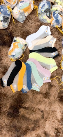 Set 10 vớ lụa thêu hoa cúc đủ màu