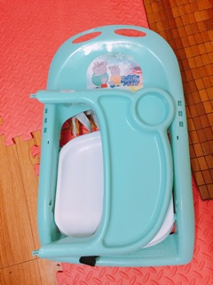 Ghế ăn dặm cho bé