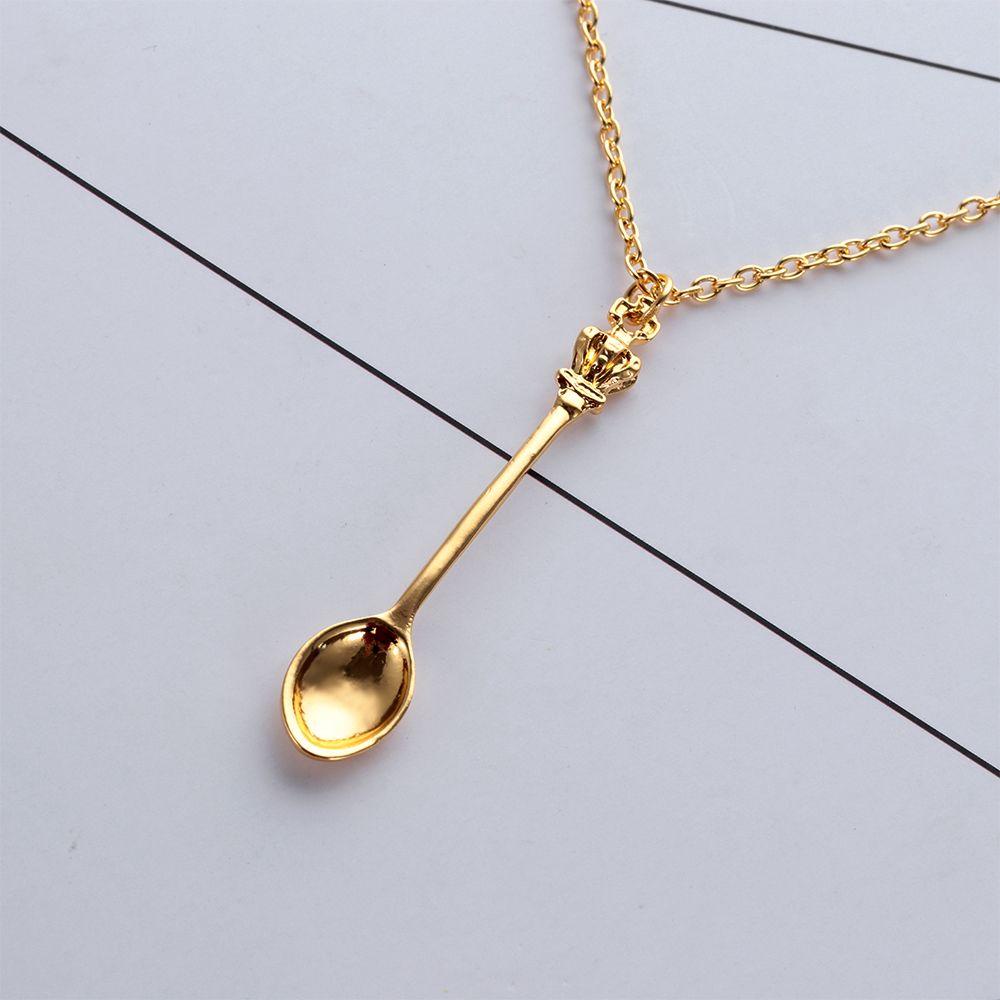 Vòng cổ Mặt Hình Muỗng Và Vương Miện
