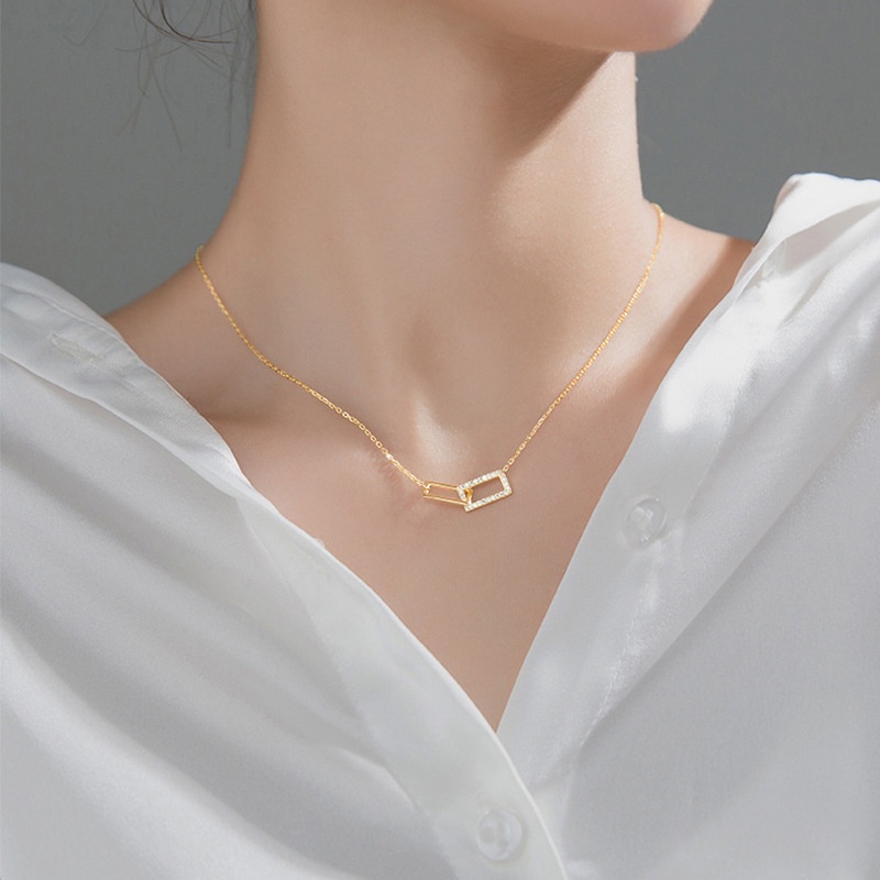 Vòng cổ 2 mặt hình vuông lồng vào nhau thiết kế đơn giản thời trang cho nữ