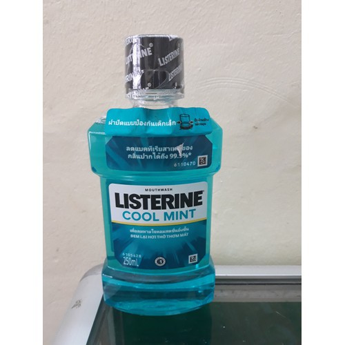 Nước súc miệng Listerine