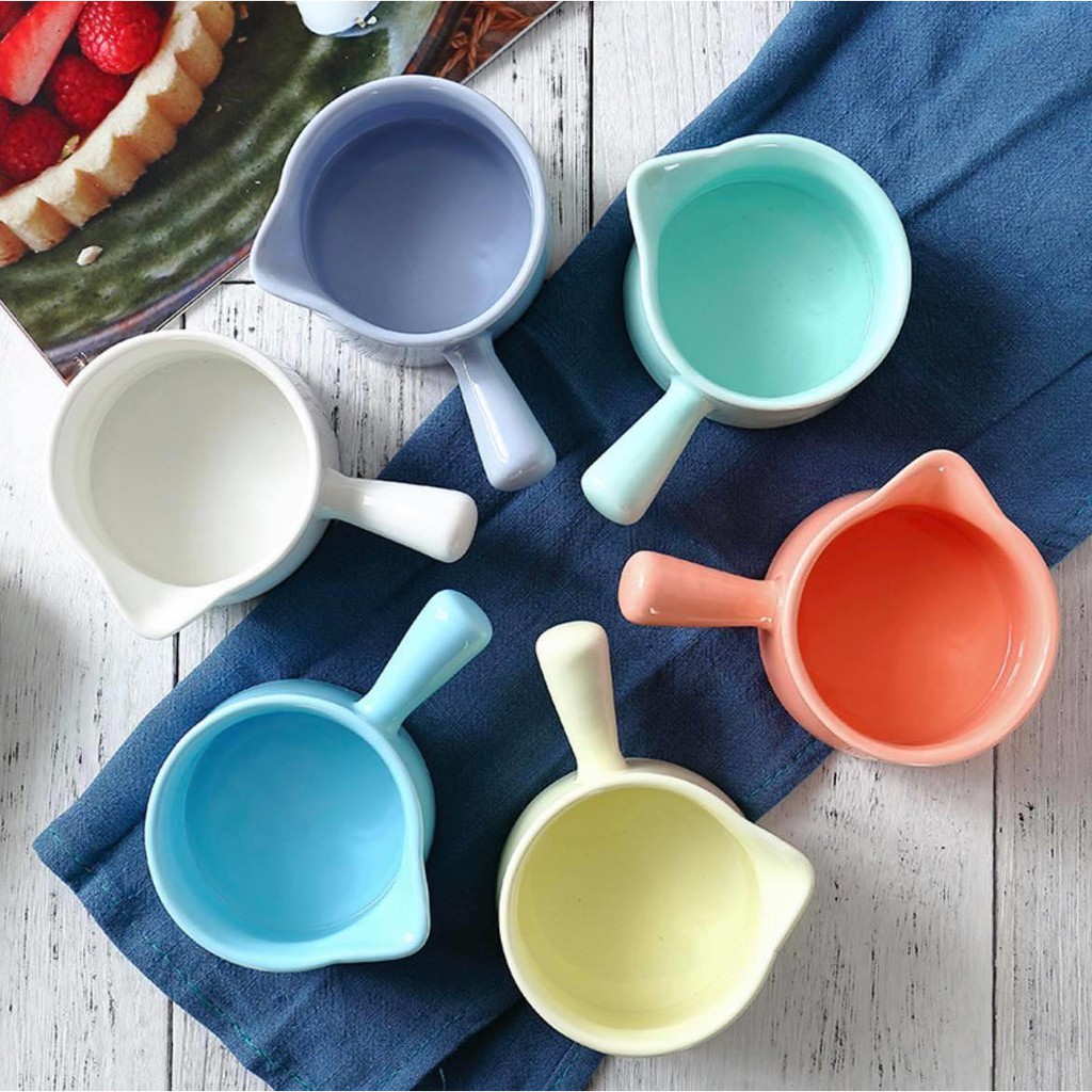 Chén nhỏ có tay cầm gốm sứ nhiều màu siu dễ thương