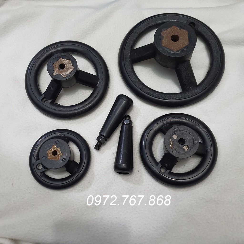 Vô lăng, tay quay nhựa lõi thép