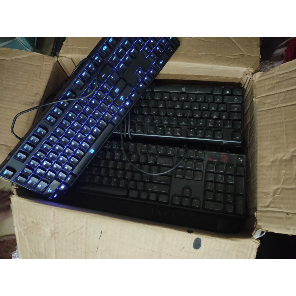 Bàn Phím Cơ Tt Esports Poseidon Z Blue Switch (KB-PIZ-KBBLUS-01)