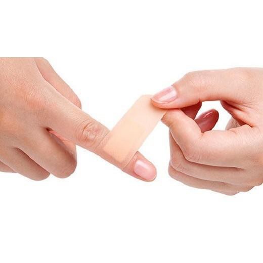 [100 miếng] Hộp băng keo cá nhân Miloplast, gạc vết thương, an toàn tiện dụng cho gia đình và các cơ sở y tế